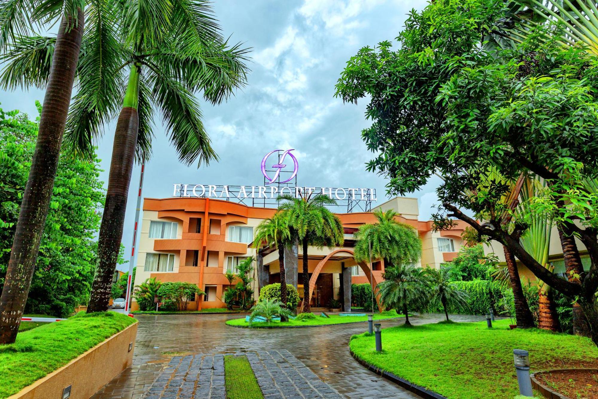 Flora Airport Hotel And Convention Centre Kochi Nedumbassery Zewnętrze zdjęcie